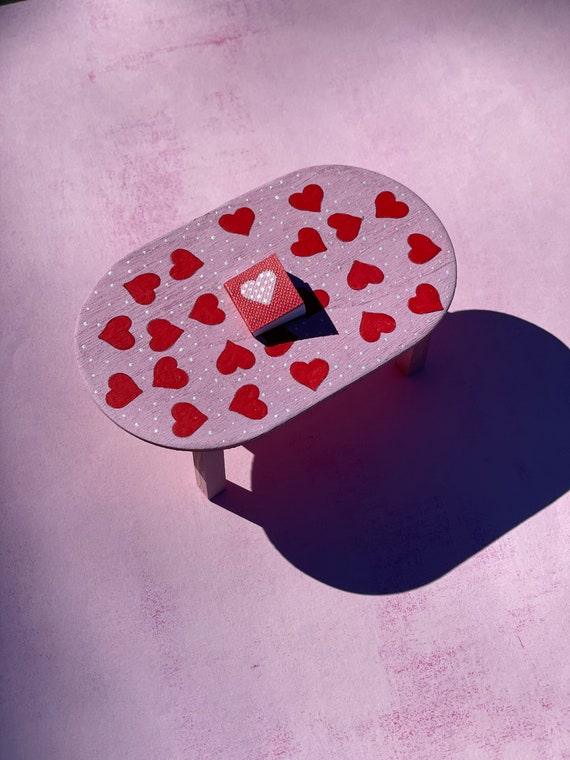 heart and hand dollhouse