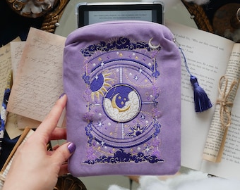 Otherworldly Lilac Kindle & E-Reader Sleeve