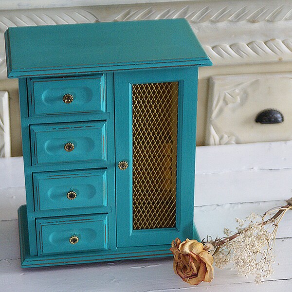 Turquoise jewelry box vintage distressed, Shabby Chic wood chest, wooden jewelry case hand-painted, chalk paint Annie Sloan