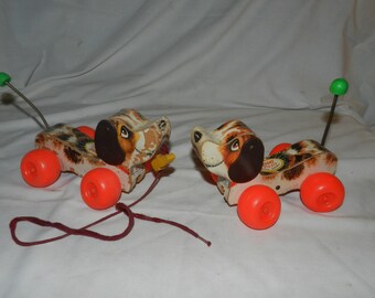 2 Fisher Price Little Snoopy Pull Toys # 693 --- 58-11
