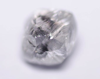 0.41 Quilates sal y pimienta OCTAHEDRON diamante natural áspero sin tratar