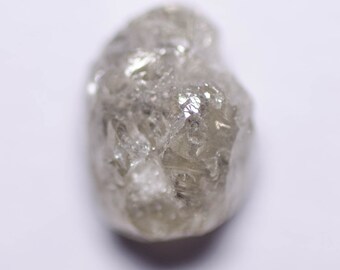 1.22 quilate BLANCO OVAL Diamante áspero natural sin tratar