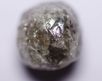 4 quilates GRAY ROUND Diamante natural áspero sin tratar