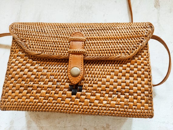 【INCHANT ME】[summer] Rattan Big Shoulder Bag Amazon.com: QTKJ Hand-woven Soft Large Straw Shoulder Bag