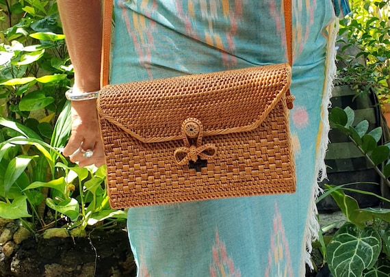 Sustainable Handbags Hand-Woven in Bali
