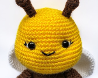 MÖNSTER: Queen ElizaBee Amigurumi, Bee amigurumi, Honeybee-leksak, Crochet Bee Toy
