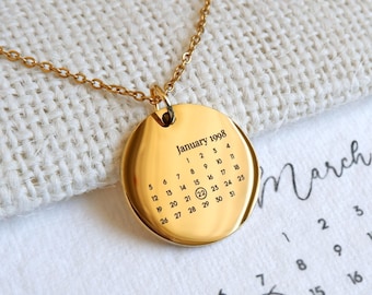 Personalized Calendar Necklace, Engraved Wedding Date Necklace, Anniversary Gift for Her, Birthday Gift