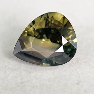 1.63ct Unheated Natural Parti colors sapphire from Thailand
