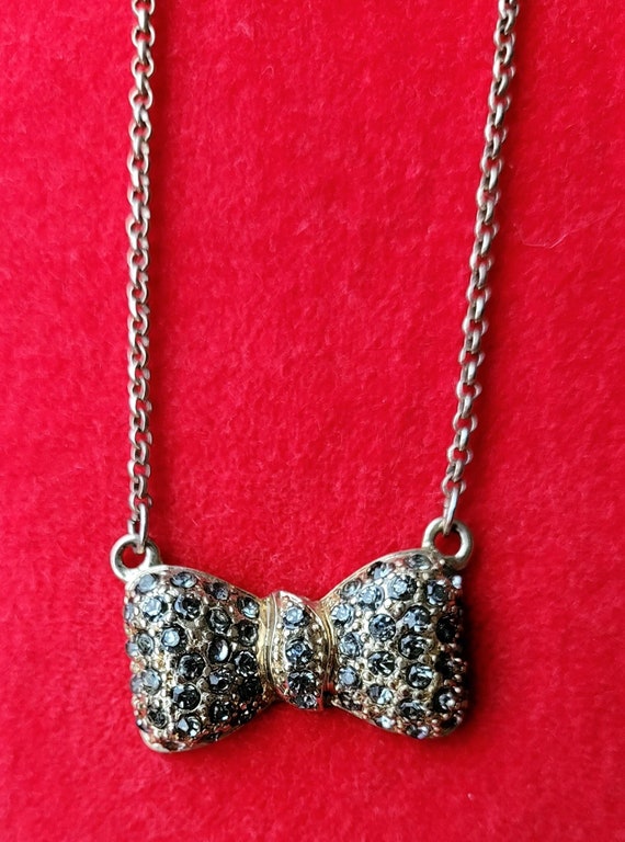 Vintage crystal bow necklace and matching ring - image 1