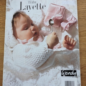 Baby Taufe Strickanleitung: Peter Pan 201, Taufkleid, Schal, Engel, Matinee Jacke, Häubchen, Schühchen