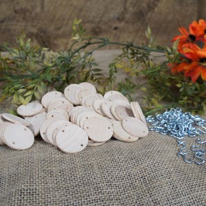 Wooden Circle Shaped Discs & S hooks for Family Birthday Calendars,