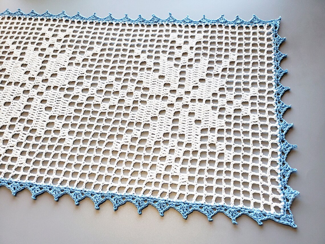Snowflake Table Runner PDF Crochet Pattern - Etsy