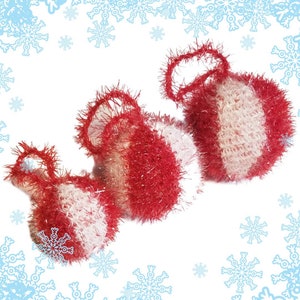 Christmas Tree Beach Balls PDF crochet pattern