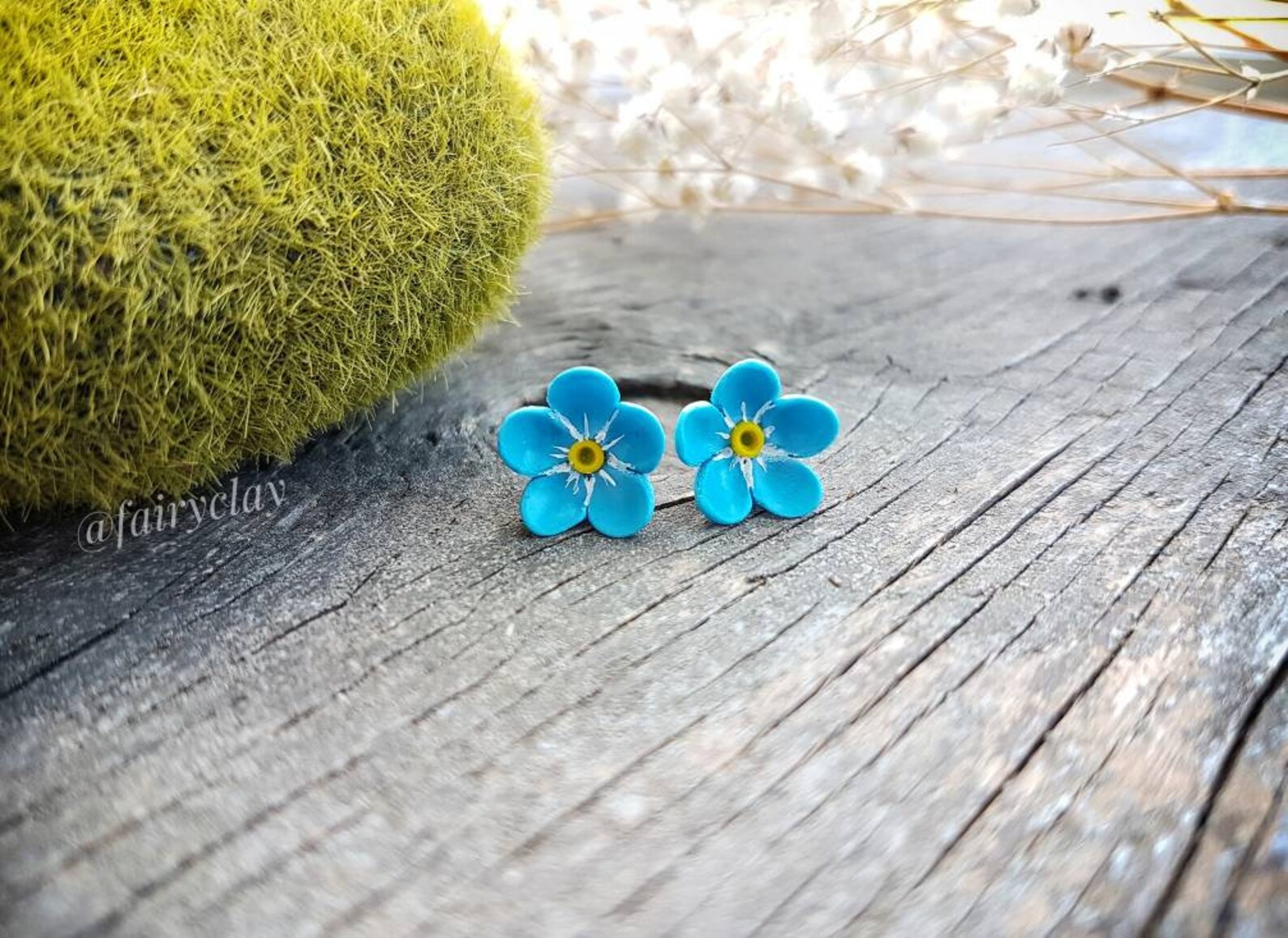 Tiny Flowers