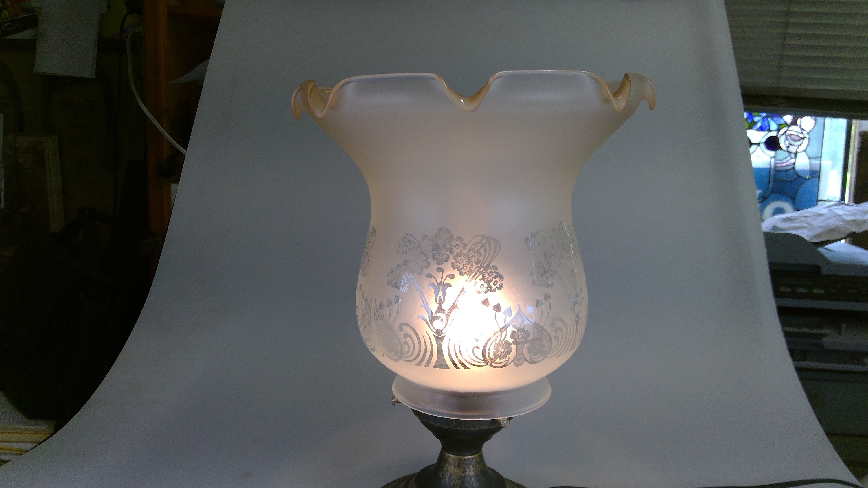 Etched online glass lamp