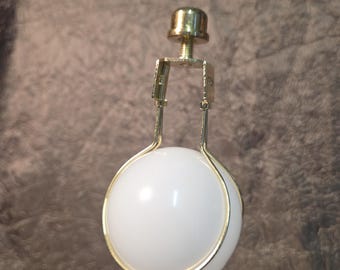 Clip on Shade Holder Cap for Medium Base bulb E-26 Ships Free