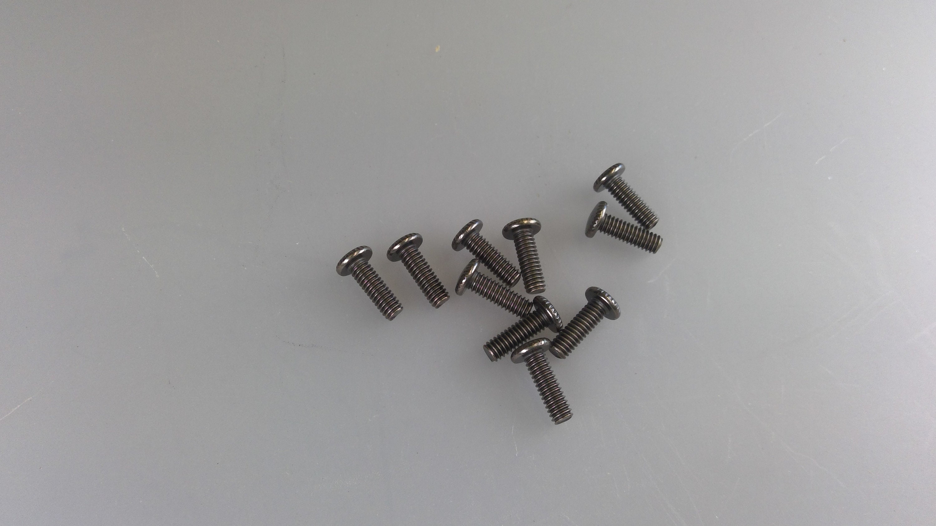 【ふたろう‼️】KN-200 10 Antique Brass Finish Thumb Knurled Head Screws 6/32