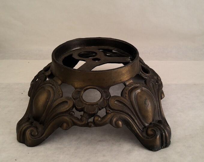 Curated visual reference: Visual Reference: Vintage Oil Lamp Base Kero Oil Kerosene Style Base 7