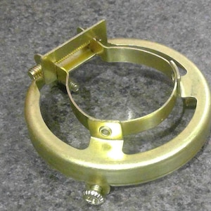 2-1/4" Clamp on Shade Fitter Adapter in Solid Brass Shade Holder For 1 1/2" Diameter Socket