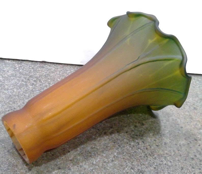 Lily Lamp Shade Amber Green Art Glass Lilly Table Lamp Etsy