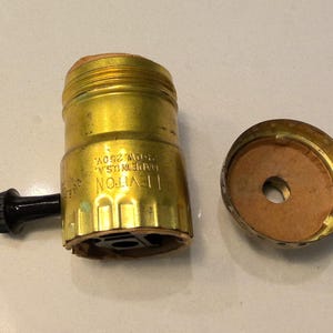 Vintage Leviton Lamp Socket Uno Threaded Light Socket with UNO Threads Brass