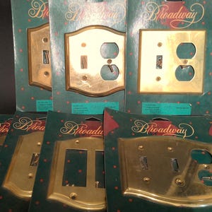 Light Switch Cover, Switch Plates, Outlet Covers, Plug Cover, Switch plate Lot of 7 NOS