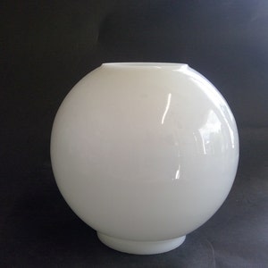 7&quot; White Opal Shiny Ball Oil Lamp Shade, Lamp Replacement, Kero Rayo Banquet Globe