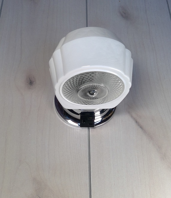 Vintage Style Bathroom Light Fixture for Over Sink Chrome Holder