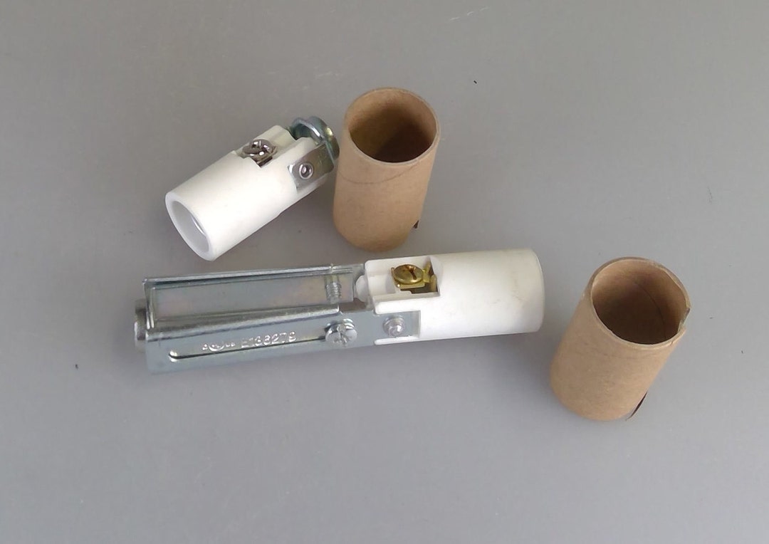 Porcelain Candelabra Socket 1 1/2