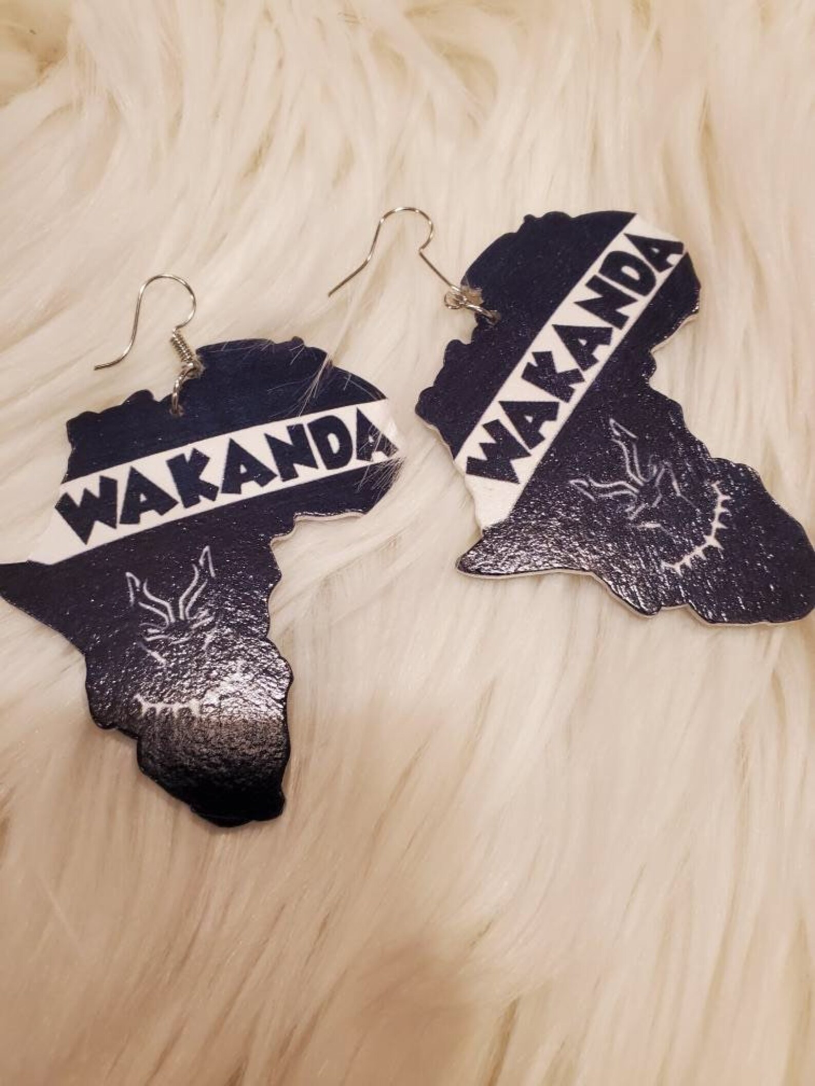 Wakanda forever necklace Clearance