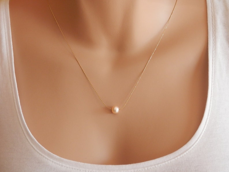 Peach pearl necklace Peach pearl choker Peach Floating Pearl Choker baroque pearl dainty choker gold plated chain silver plated peach pearl