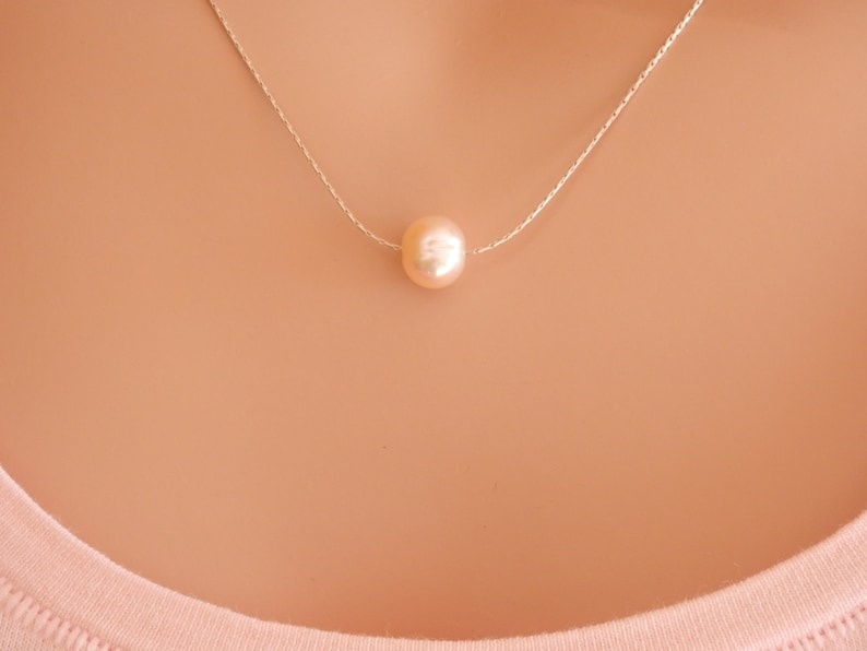 Peach pearl necklace Peach pearl choker Peach Floating Pearl Choker baroque pearl dainty choker gold plated chain silver plated peach pearl