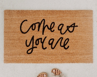 come as you are doormat | hello welcome mat | hand painted, custom doormat | cute doormat | outdoor doormat | wedding gift | housewarming gi