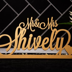 Custom Wedding Decor Mr and Mrs Name sign, Personalized Wedding table Sign, Script Sweetheart Table Sign Head Table Wedding Gift for couple