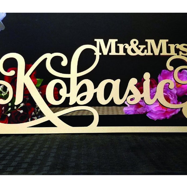 Custom Wedding Sign Decor Personalized with name, Mr and Mrs Sign with Last Name, Sweetheart table Sign, Head Table Signage, Gift for couple