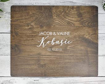 Wedding Guestbook Alternative, Personalized Signature Wooden Guestboard with Last Name, Initial, Date, First name customization options