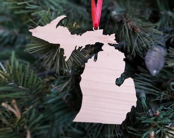 Michigan Christmas Ornament, Michigan Wood Ornament, Michigan State shaped Christmas Tree decorations, Custom Stated shape tree ornaments