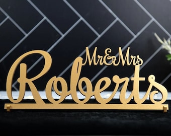 Custom Mr & Mrs Sign, Custom Wedding Name sign, Script Mr Mrs Surname, Personalized Last Name Sign, Sweetheart table Sign Head Table Decor