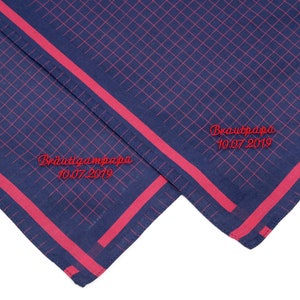 Two embroidered handkerchiefs for the bride&#39;s father and the groom&#39;s father with wedding date, personalized guest gift, fabric handkerchief
