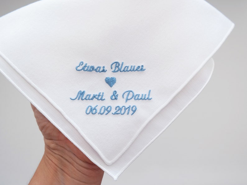 Etwas Blaues für die Braut besticktes, weißes Taschentuch Stoff Brautgeschenk Hochzeit Hochzeitsbrauch Bild 1