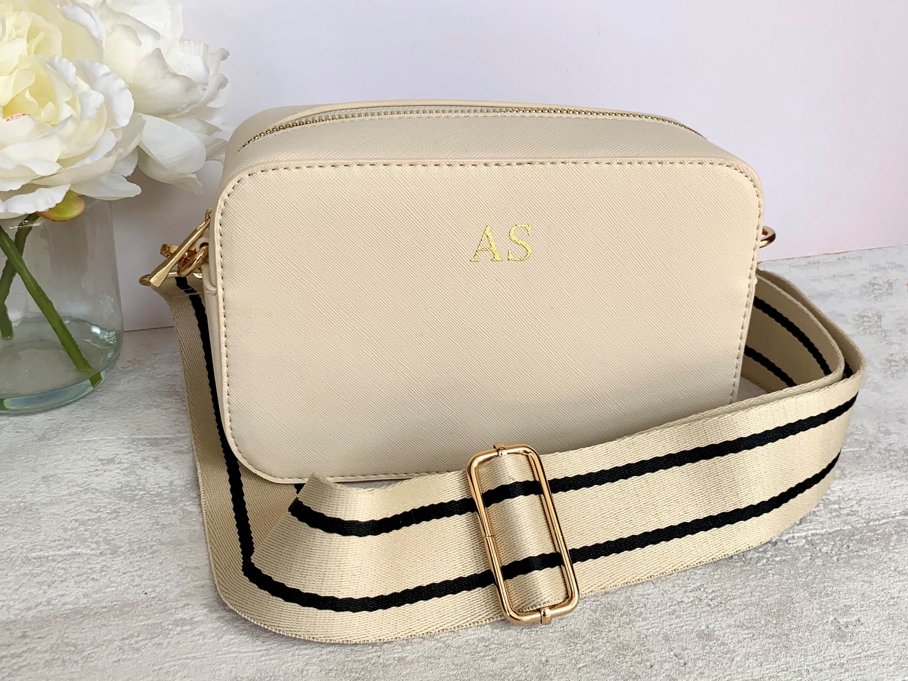 The Marc Jacobs Snapshot Camera Bag Review - The Luxe Minimalist