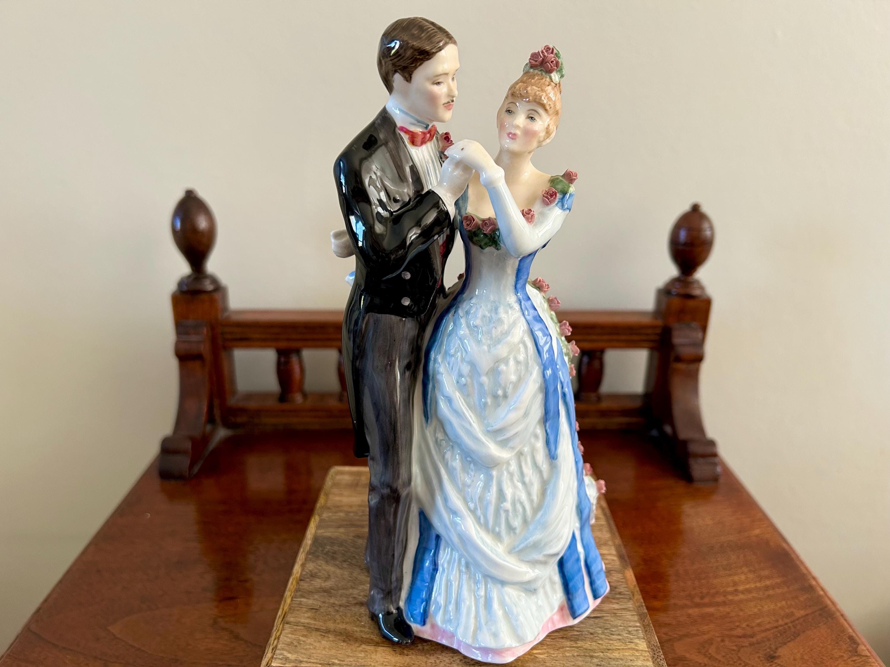 Royal Doulton Couple Figurine - Etsy