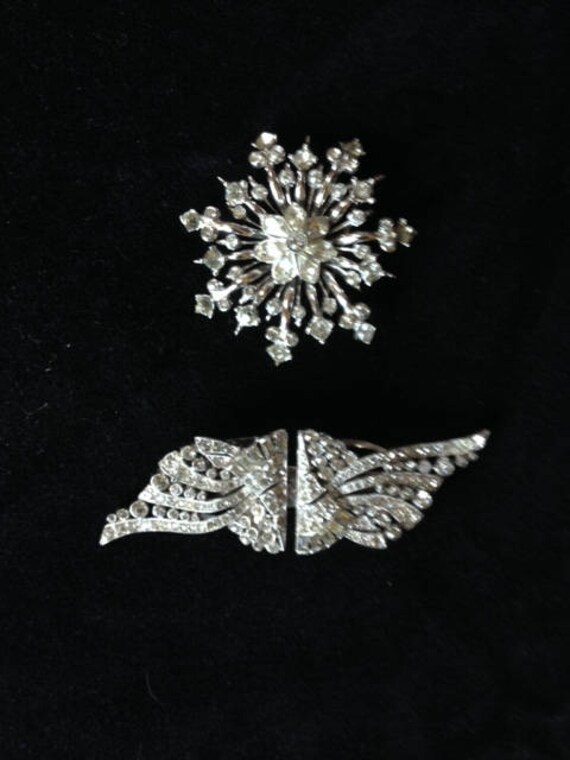 Vintage rhinestone brooches Gem