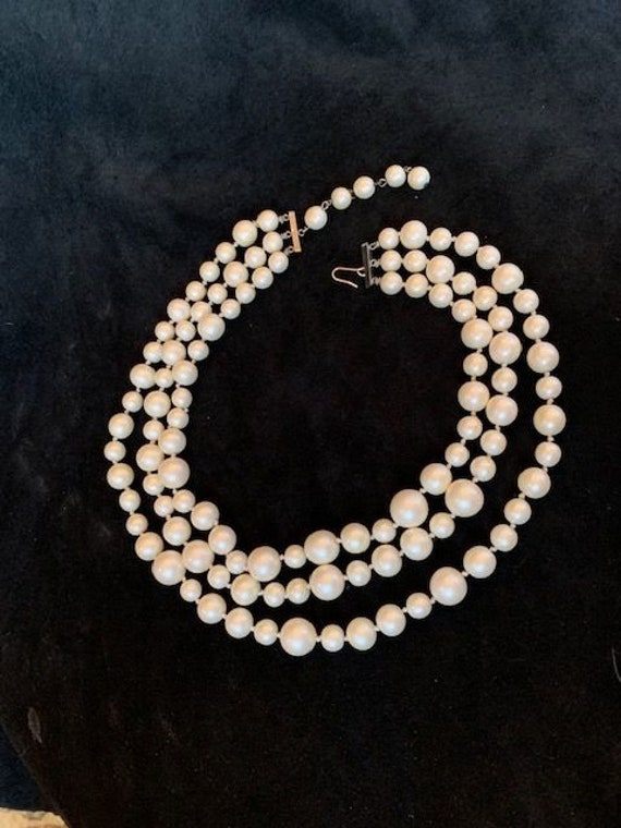 costume pearl necklace, bracelet, earrings - image 4