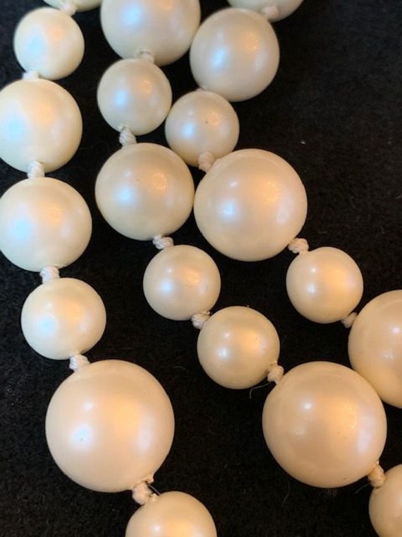 costume pearl necklace, bracelet, earrings - image 5