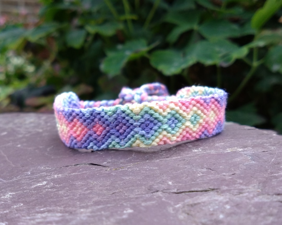 Pastel Rainbow Arrowhead Friendship Bracelet, Boho Rainbow Jewellery ...