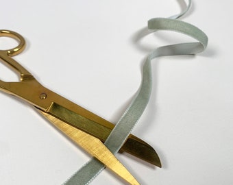 Velvet Ribbon per metre - 9mm Sage Green