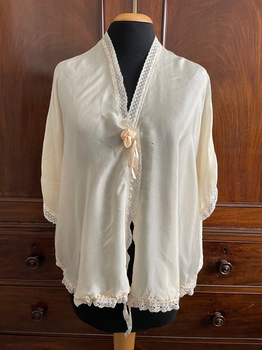 A Vintage Bed Jacket in Cream Fine Soft Silk, Edged With Lace. 1920s ...