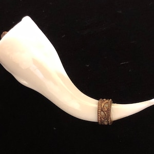 Antique Indian Raj Period-Victorian Glass Bengal Tiger Claw-Interesting 1.75” (1865-1880)