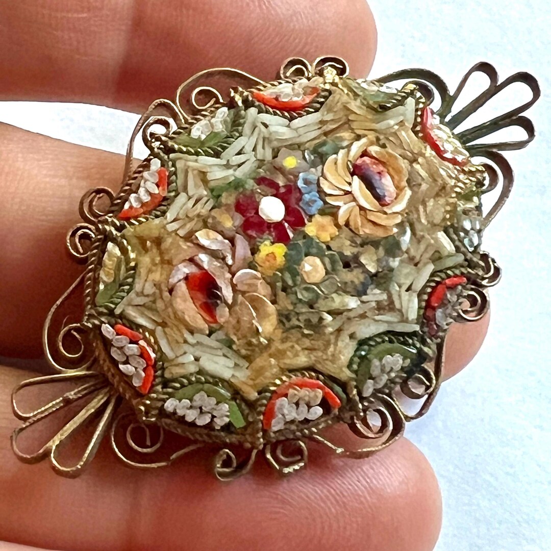 1950s/60s Italian Glass Micro Mosaic Brooch main image 1
